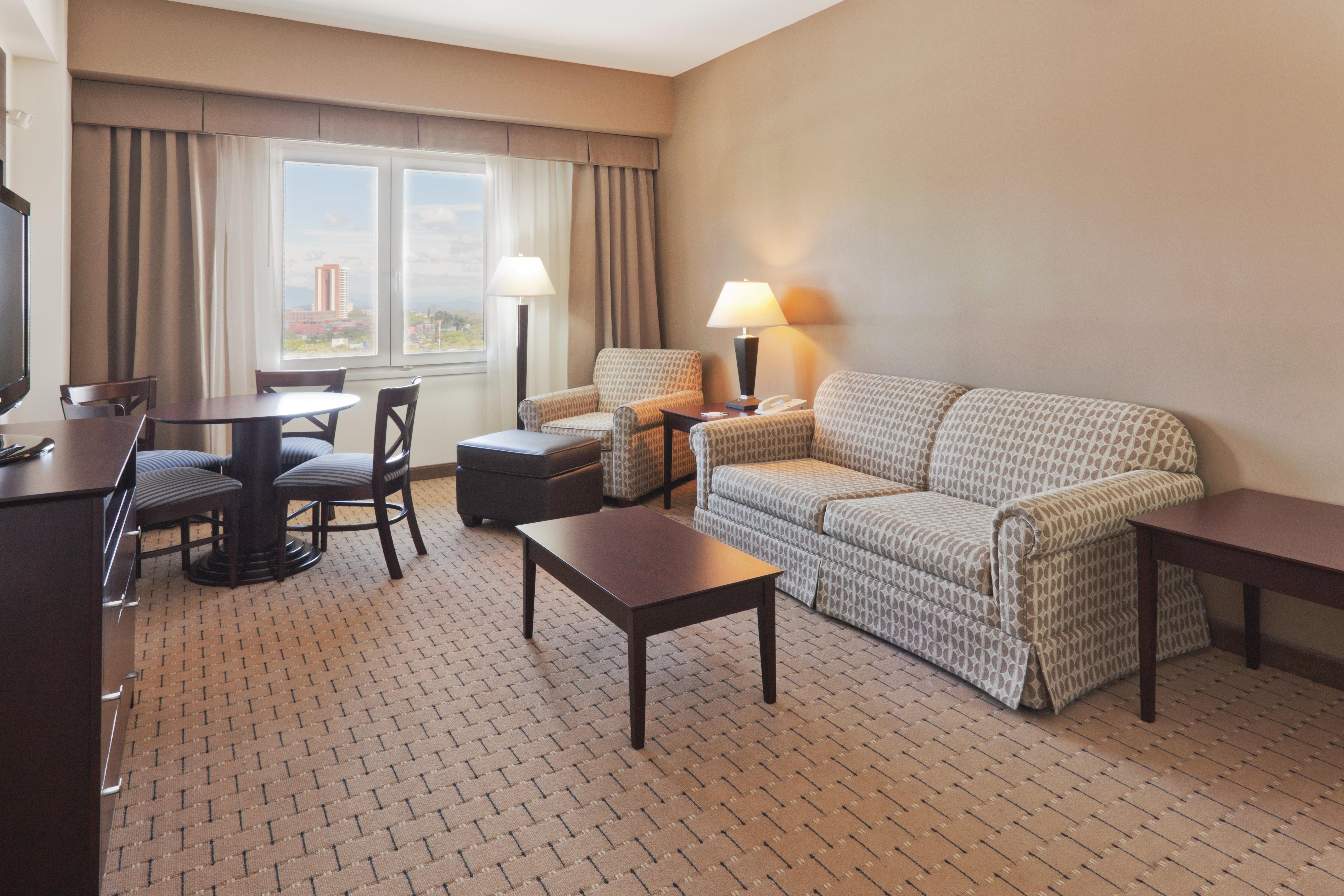 Holiday Inn San Salvador By Ihg Eksteriør billede